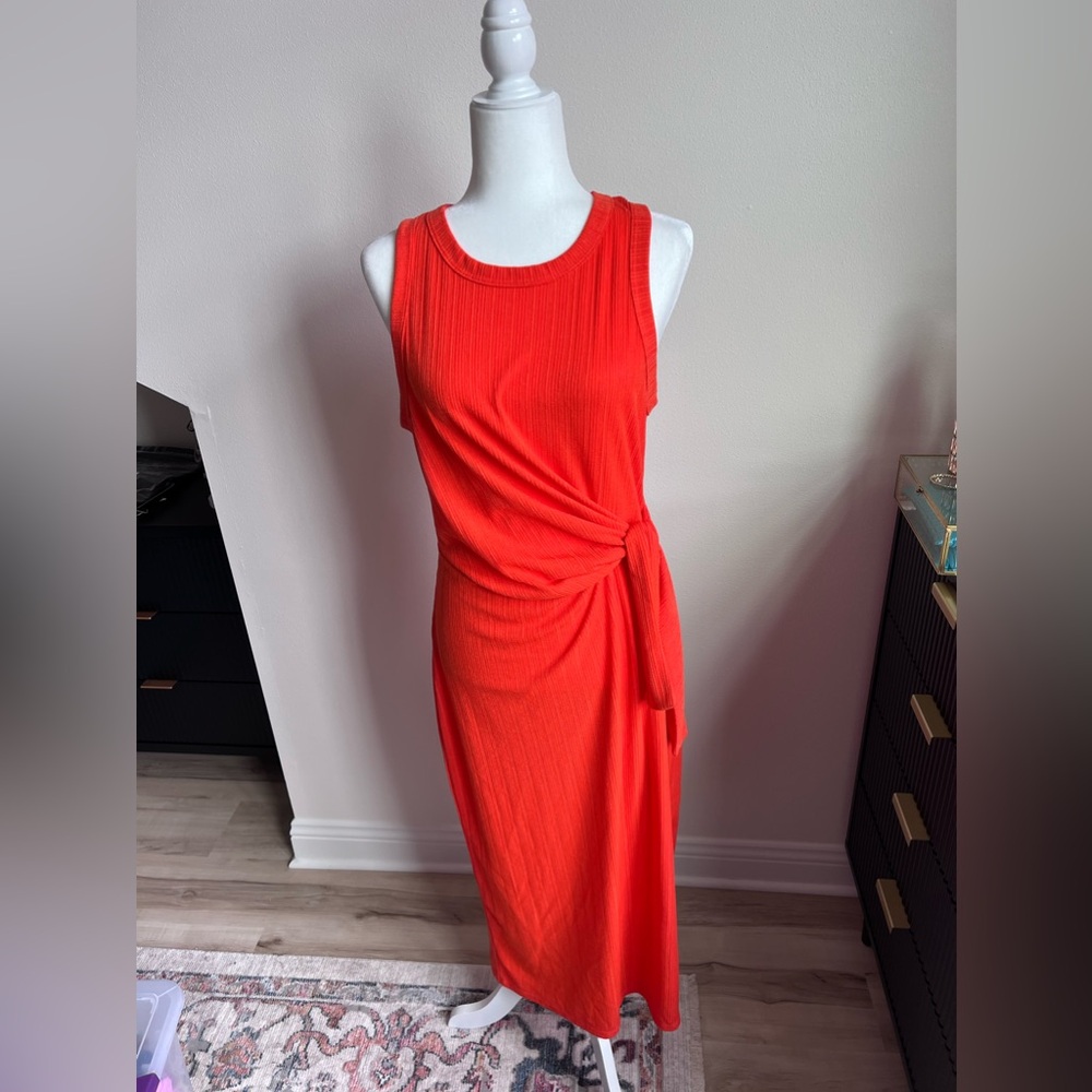 VICI red ribbed midi dress